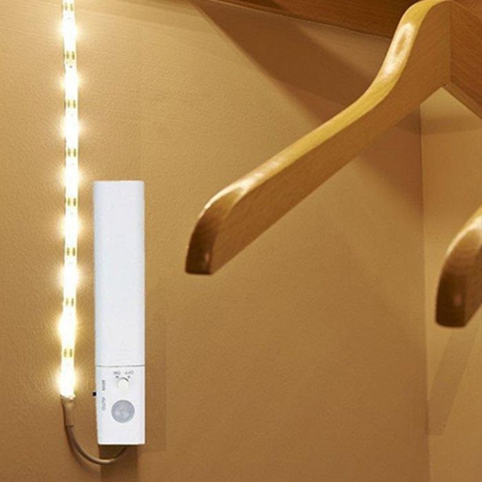 2573-a1_2 LED лента със сензор за движение 2.4W/M 2700K IP65 6V VT-8082 V-TAC 1 метър | Rotozoom