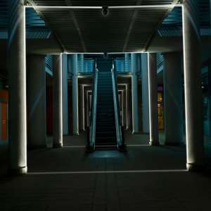 LED стенна лампа 7W 3000K VT-707 V-TAC черна | AVStore
