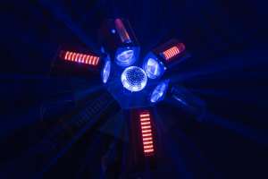 Мулти ефект Showtec Typhoon 640 | AVStore