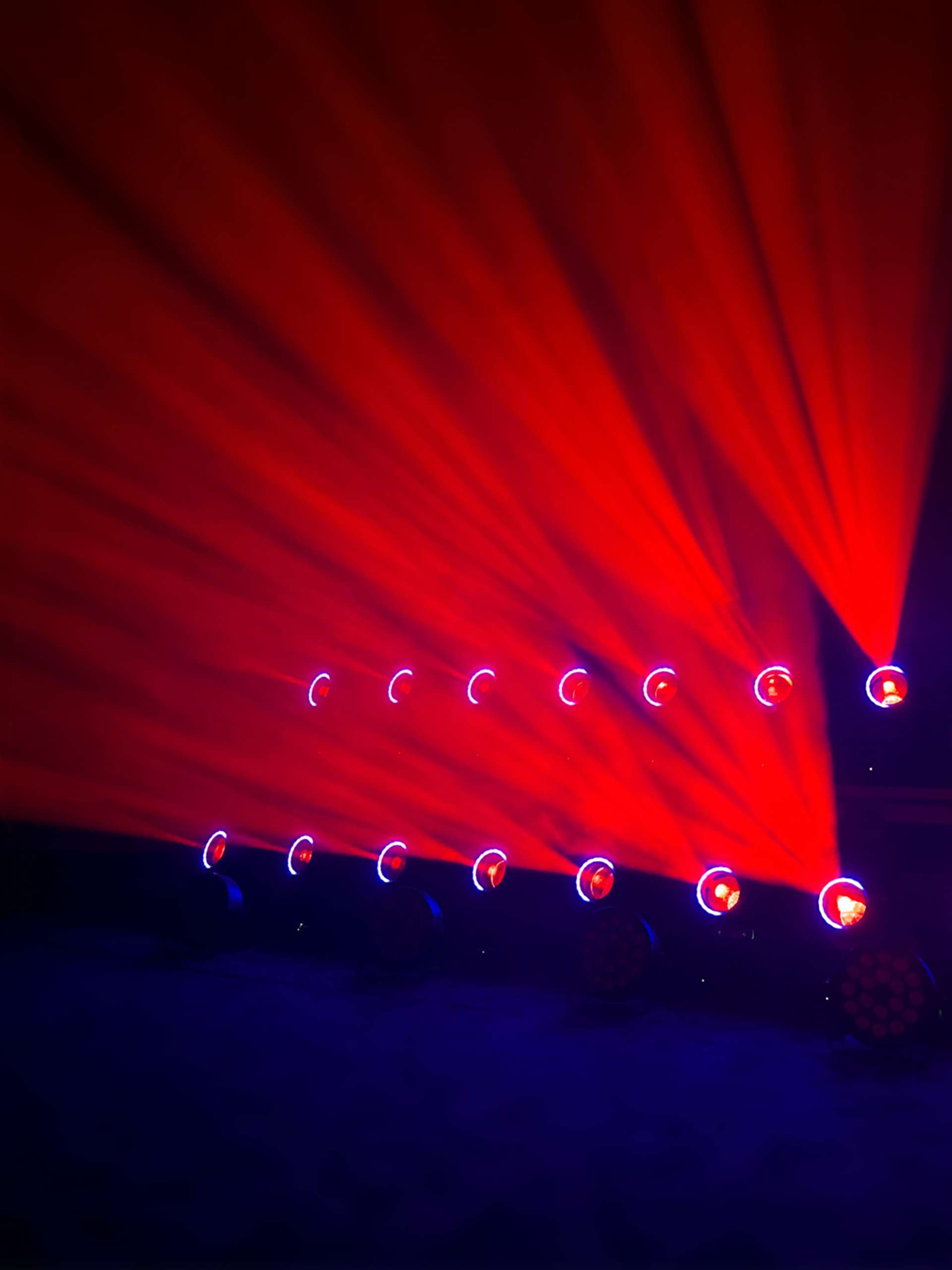 AVS Mini Dot – Prism and red color Движеща Глава AVS Mini Dot 200W Beam + Wash | AVStore